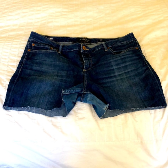 Lucky Brand Denim - LUCKY BRAND•Lolita Skinny Cut Off Jean Shorts